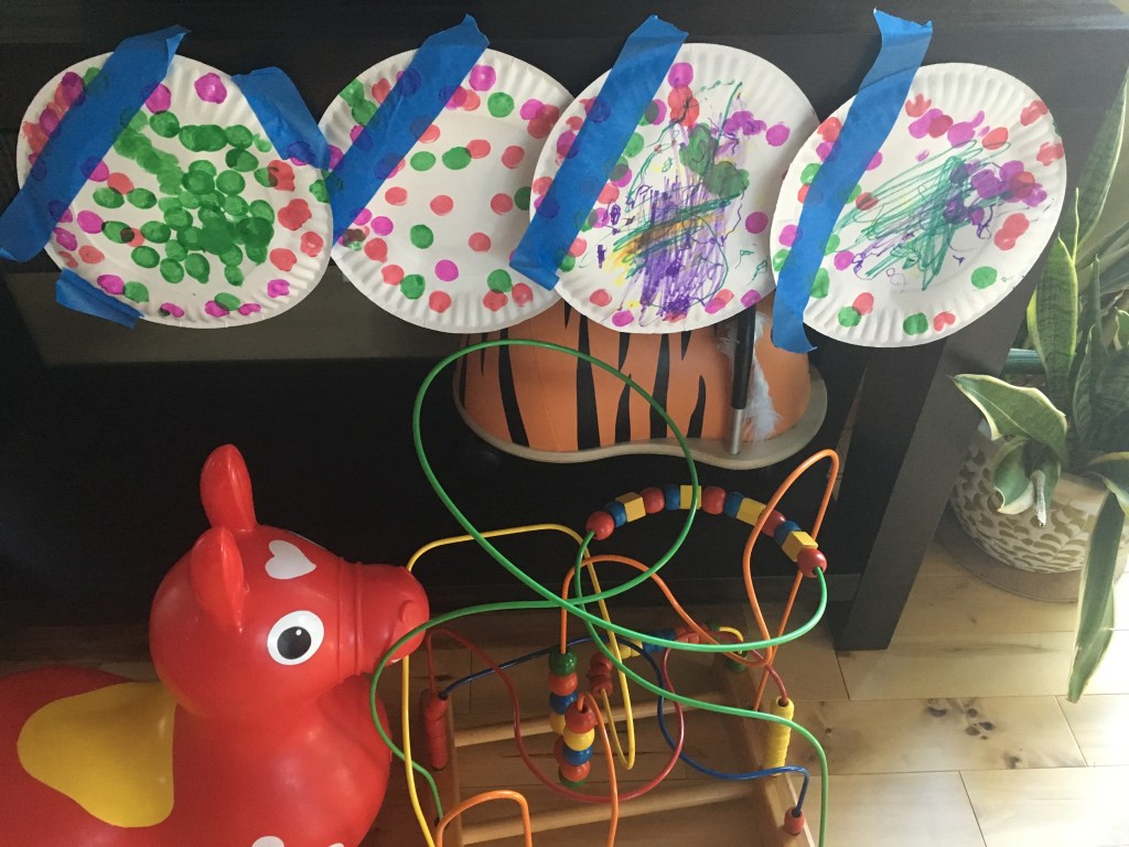 paper_plate_basket_DIY_4